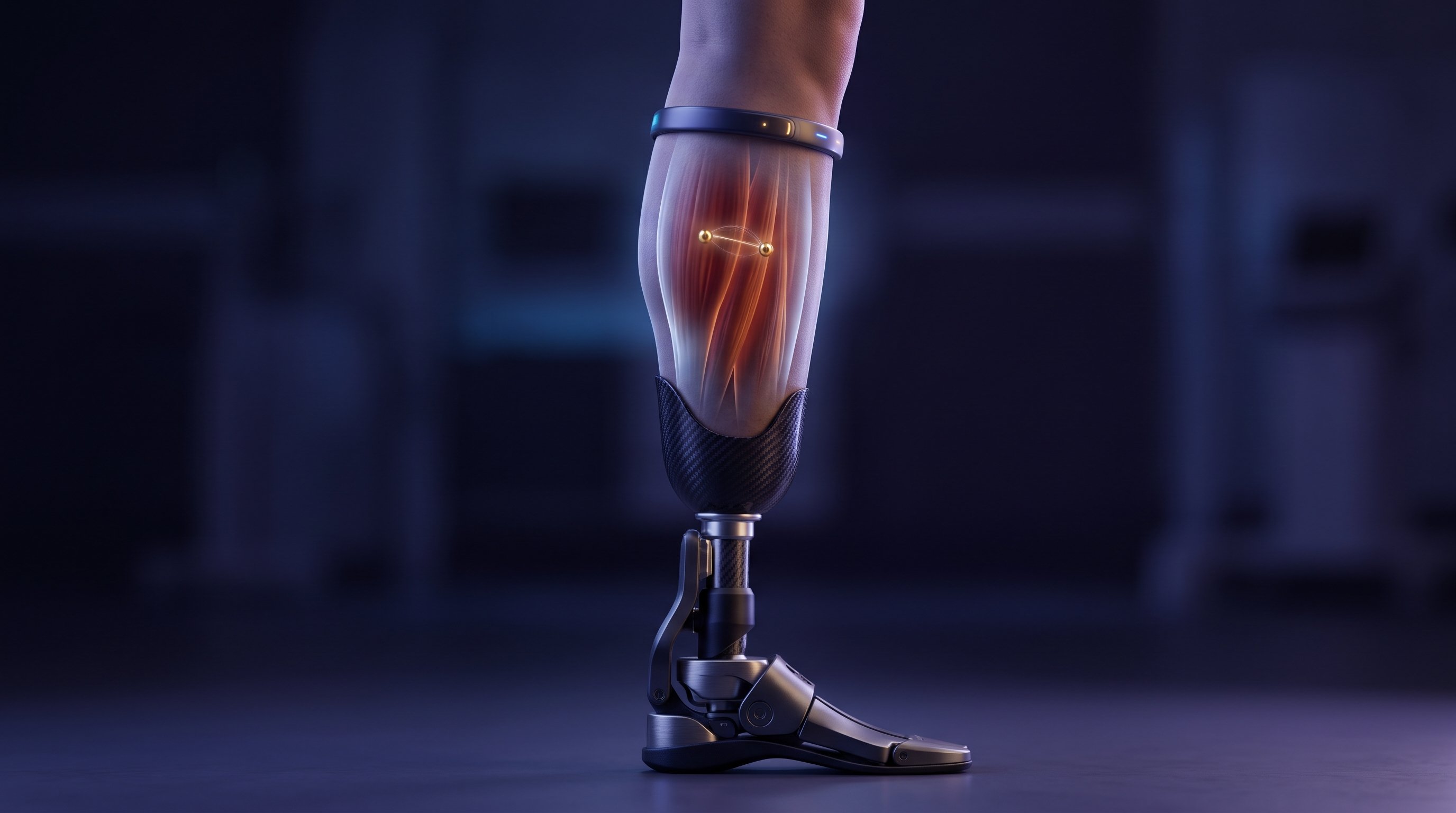 Onderbeen met een robotprothese; door de doorschijnende huid zijn de kuitspieren te zien met daarin twee gouden magneetjes, verbonden door een lichtlijn, en een sensorband om het been.